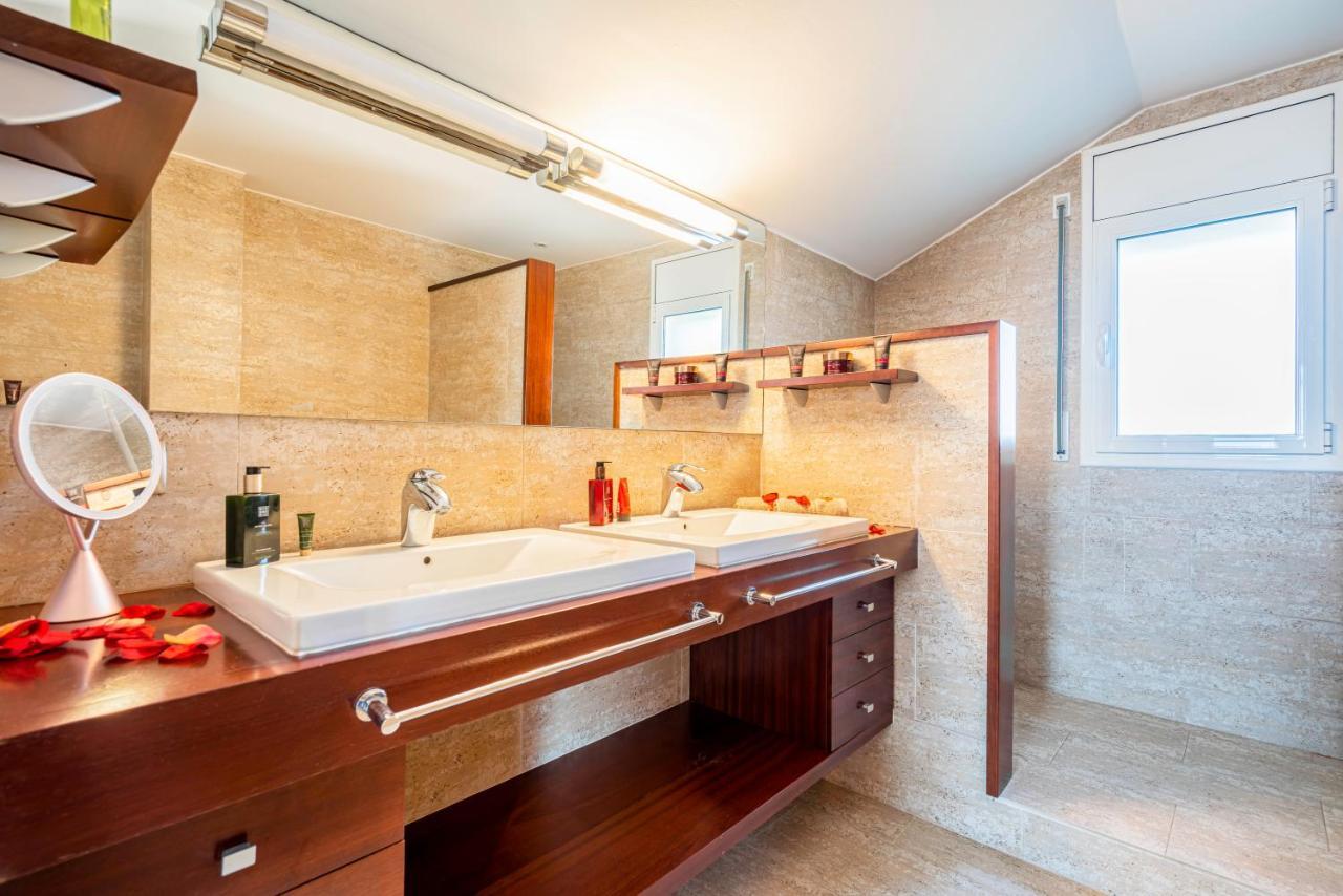 Casa Familiar Con Piscina Vila Llica d'Amunt Exterior foto